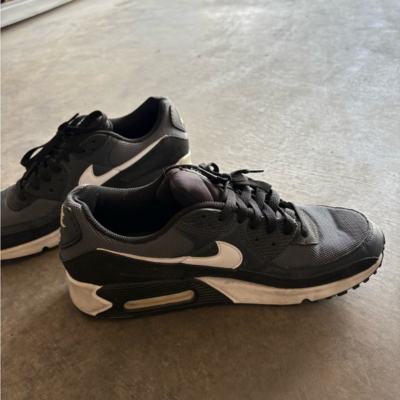 Nike Air Max 90 - Picture 3 of 5